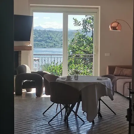 Major Luxury Bed and breakfast 4*