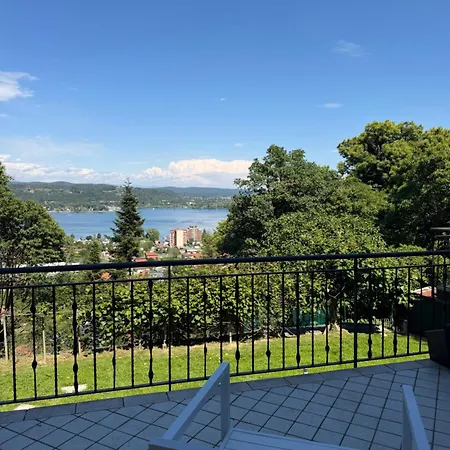Major Luxury Bed and breakfast 4*